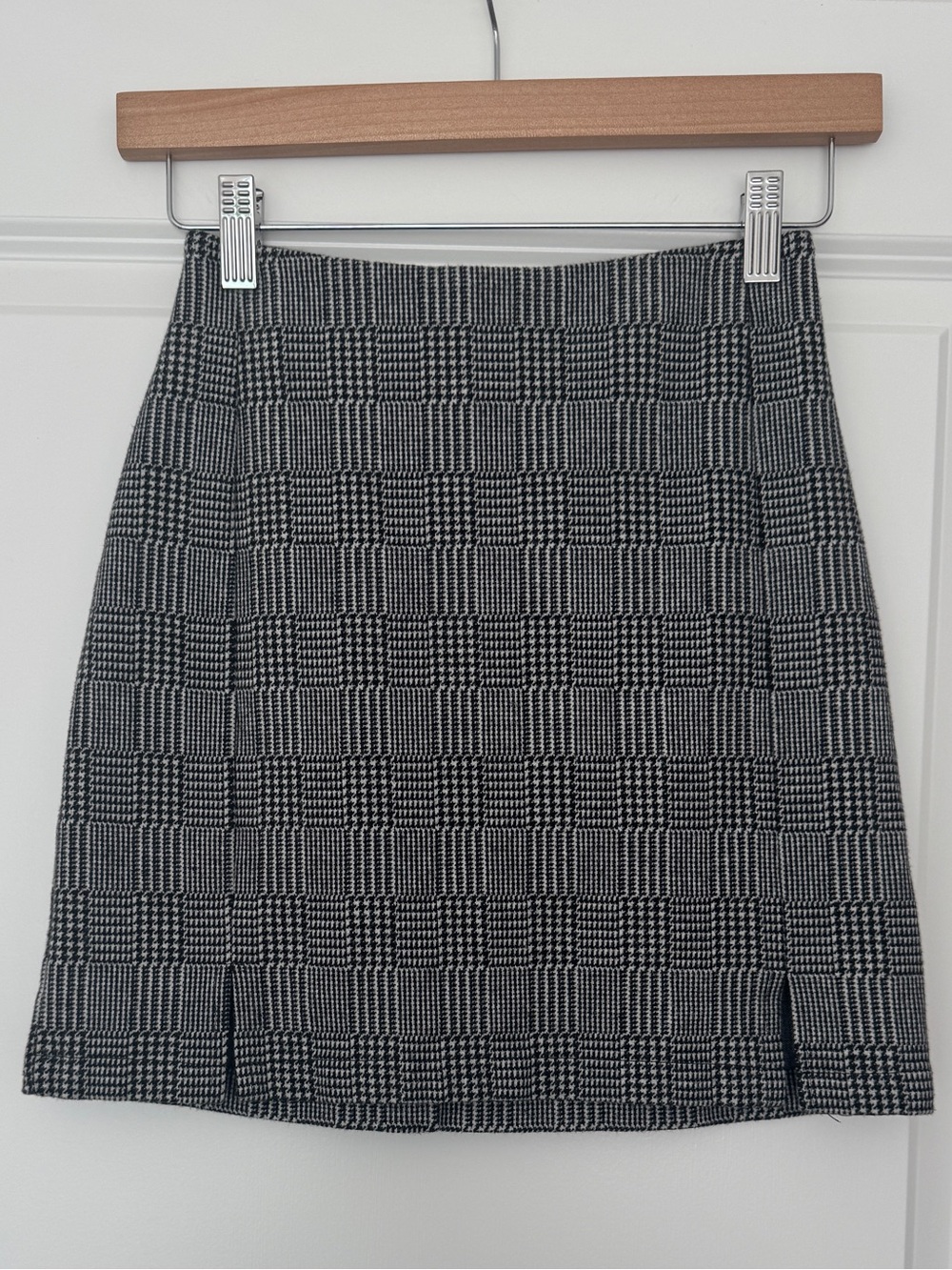Brandy Melville Black and White Plaid Mini Skirt